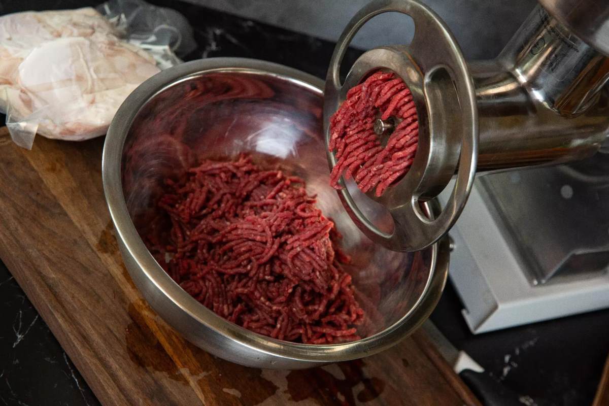 Can I Use a Meat Grinder to Grind Grains